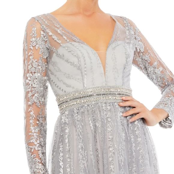 MAC DUGGAL Floral Embroidered Long Sleeve Gown - Picture 4 of 10